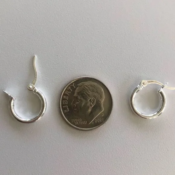 1/2 Inch Huggie Hoop 925 Sterling Silver Earrings NWT - Picture 3 of 6